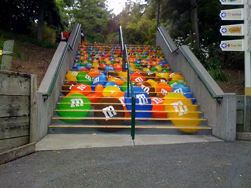 Staircase wrap